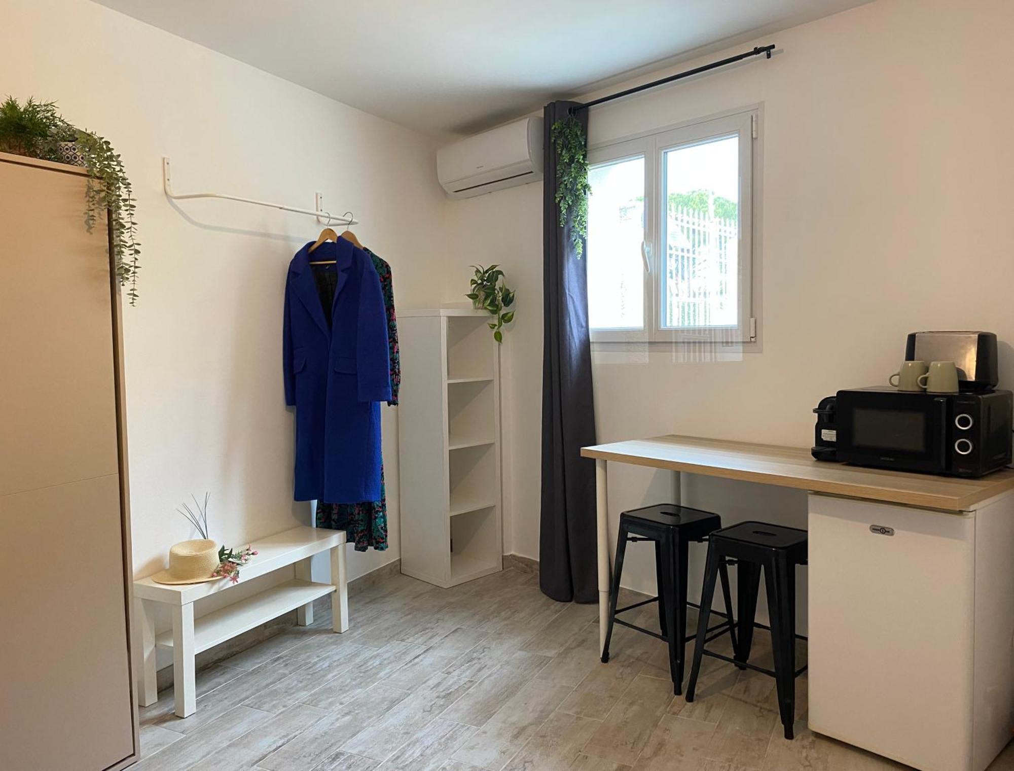 Jolie Chambre Independante, Salle De Bain Privee モーギオ エクステリア 写真